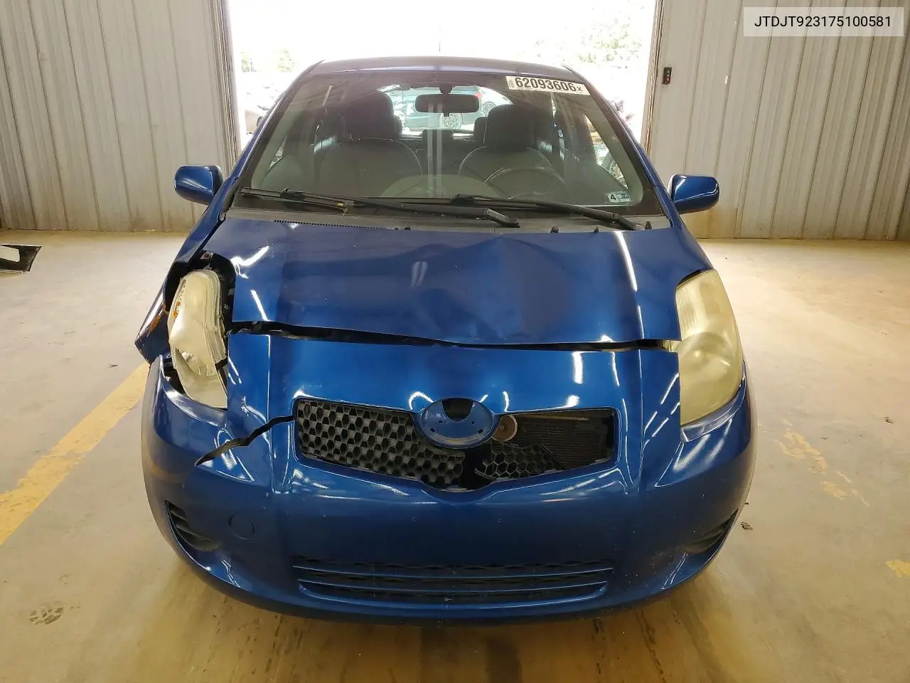 2007 Toyota Yaris Base VIN: JTDJT923175100581 Lot: 62093606