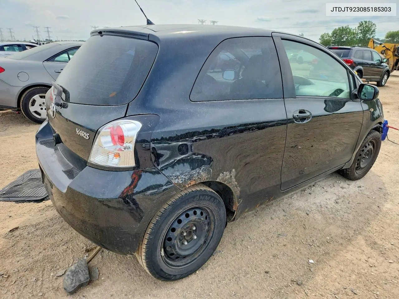 2008 Toyota Yaris Base VIN: JTDJT923085185303 Lot: 60598286