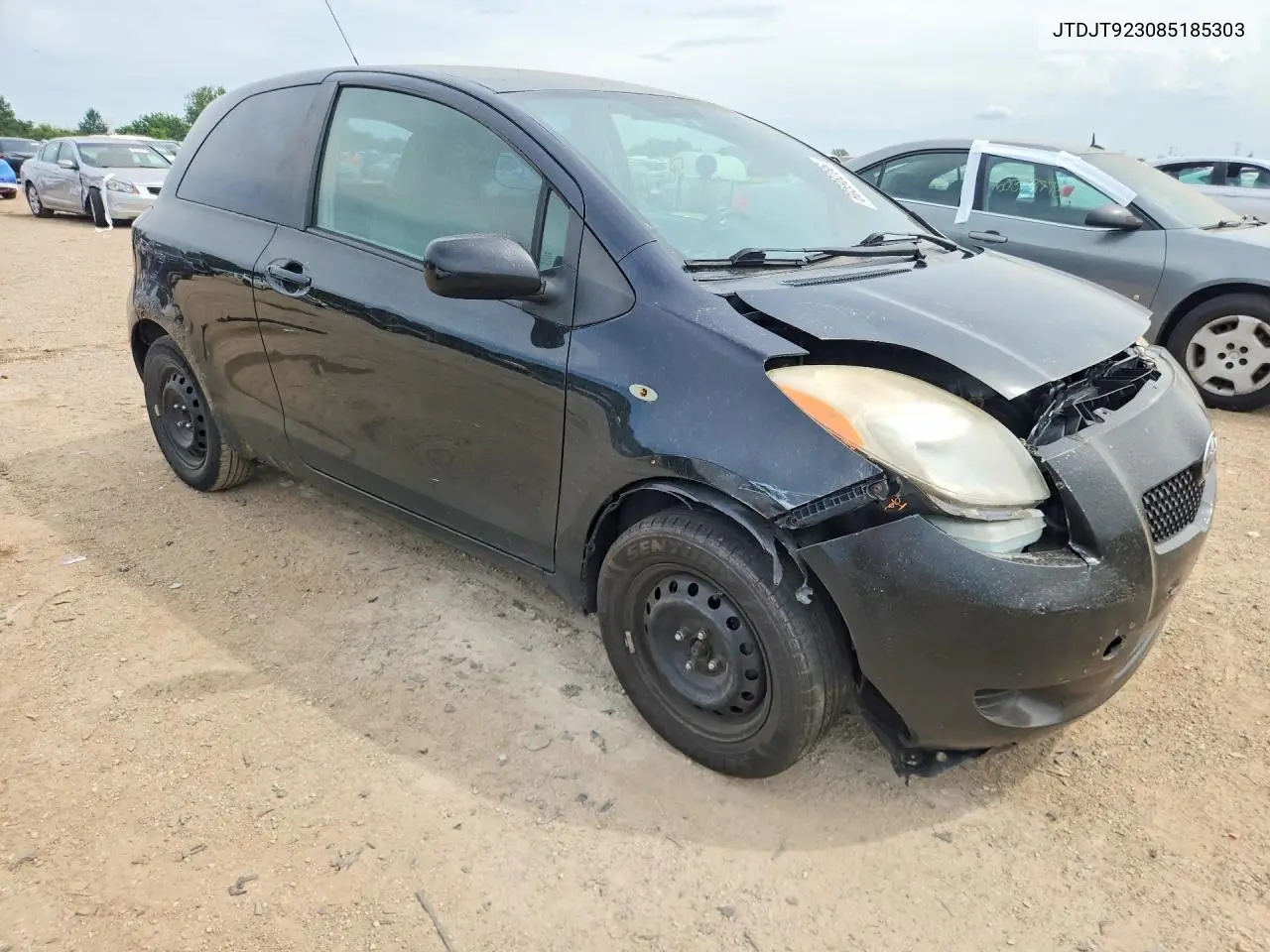 2008 Toyota Yaris Base VIN: JTDJT923085185303 Lot: 60598286