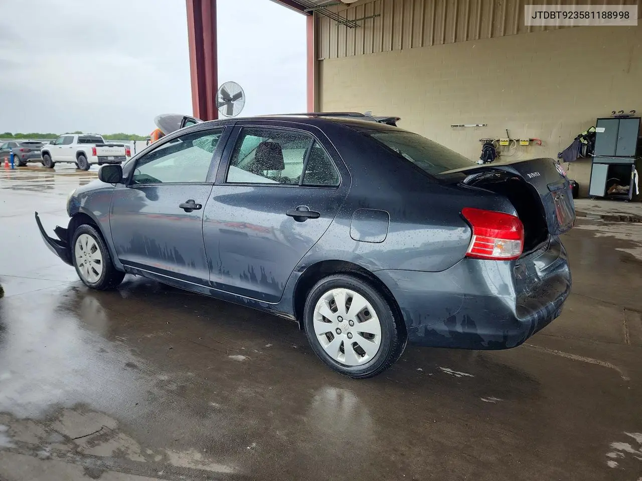 2008 Toyota Yaris Base VIN: JTDBT923581188998 Lot: 61144456