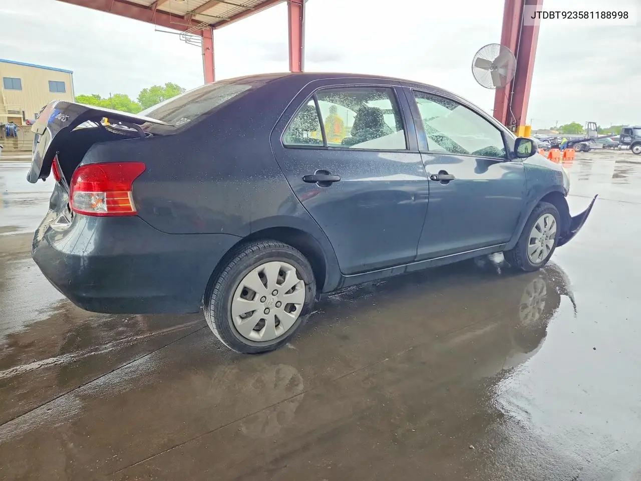 2008 Toyota Yaris Base VIN: JTDBT923581188998 Lot: 61144456