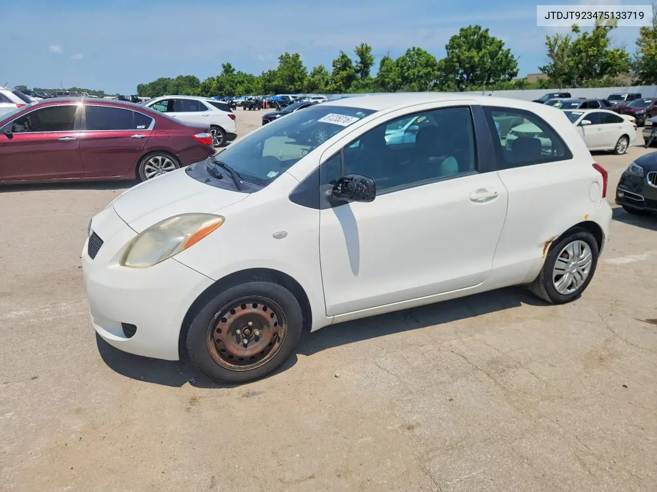 2008 Toyota Yaris VIN: JTDJT923475133719 Lot: 61235316