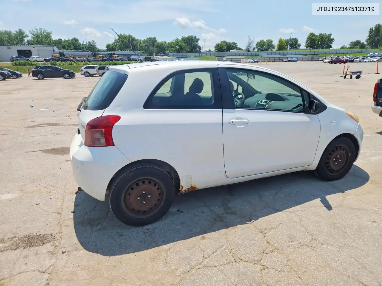 2008 Toyota Yaris VIN: JTDJT923475133719 Lot: 61235316
