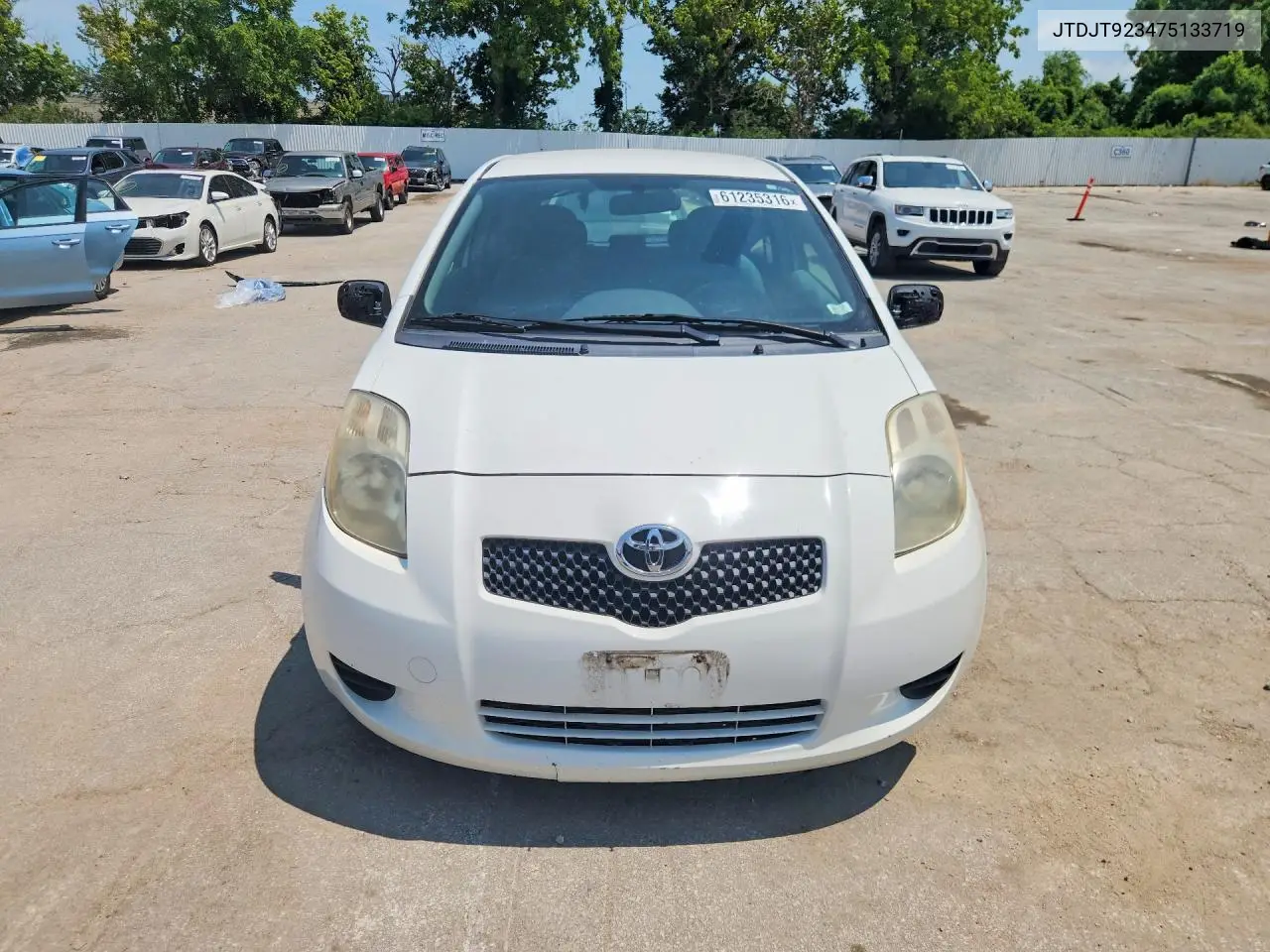 2008 Toyota Yaris VIN: JTDJT923475133719 Lot: 61235316