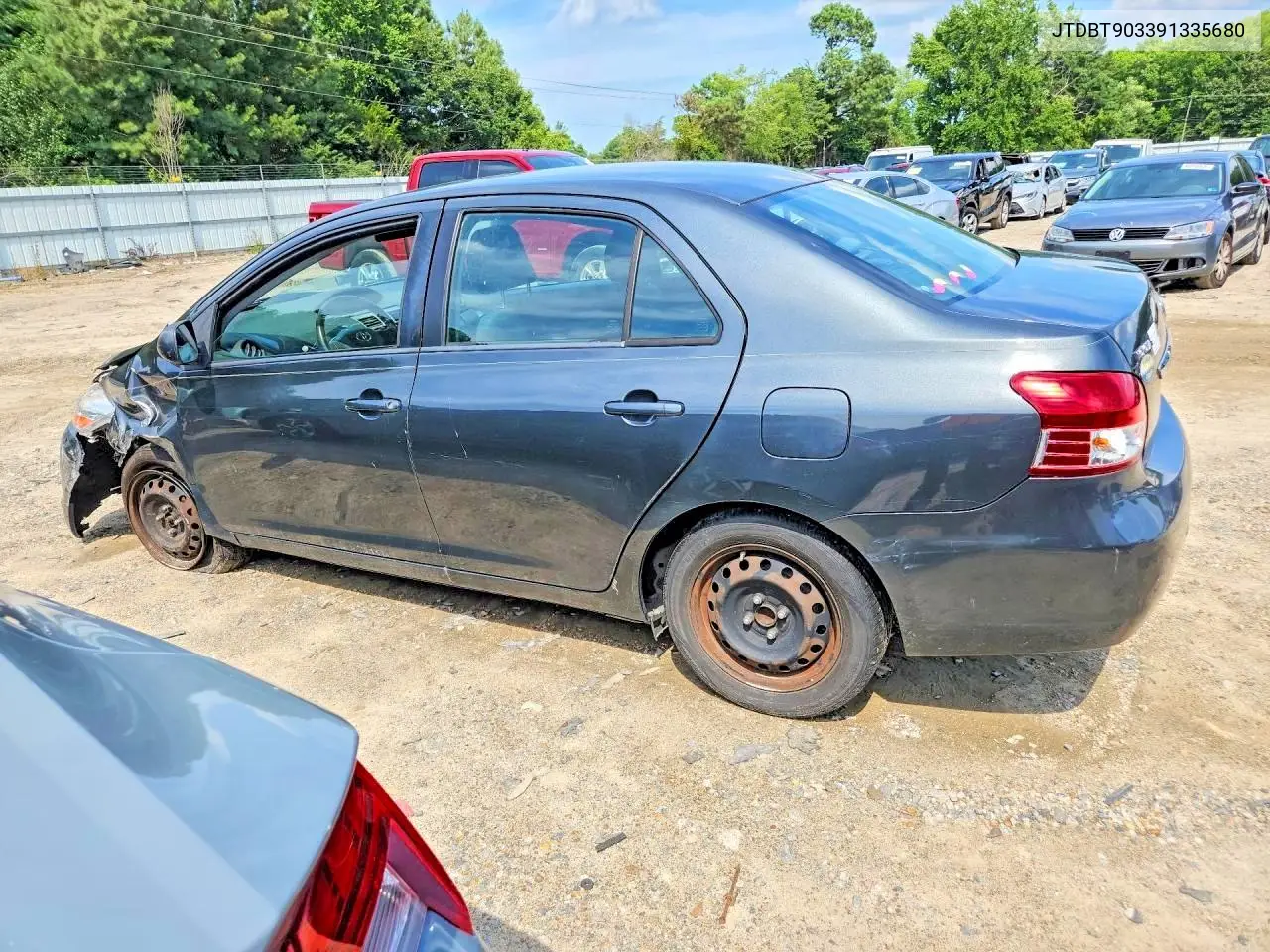 2009 Toyota Yaris Base VIN: JTDBT903391335680 Lot: 60581106