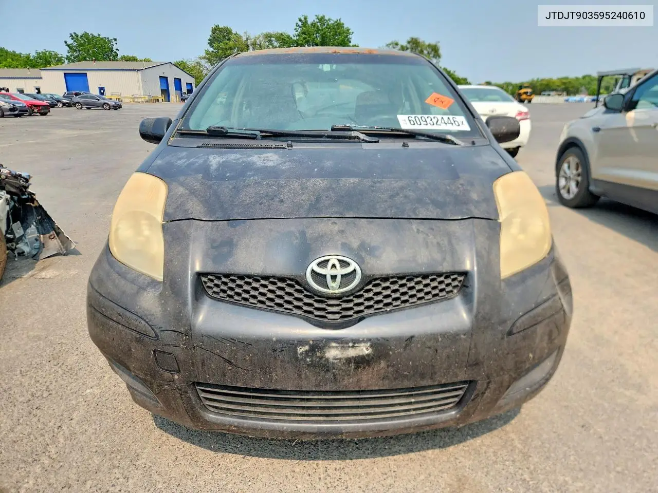2009 Toyota Yaris Base VIN: JTDJT903595240610 Lot: 60932446