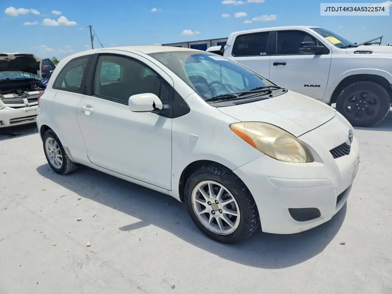 2010 Toyota Yaris Base VIN: JTDJT4K34A5322574 Lot: 59352836