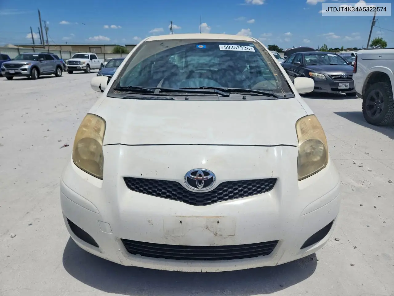 2010 Toyota Yaris Base VIN: JTDJT4K34A5322574 Lot: 59352836