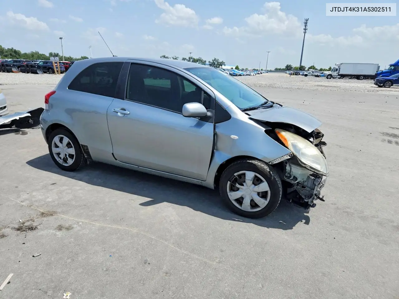 2010 Toyota Yaris Base VIN: JTDJT4K31A5302511 Lot: 60372796