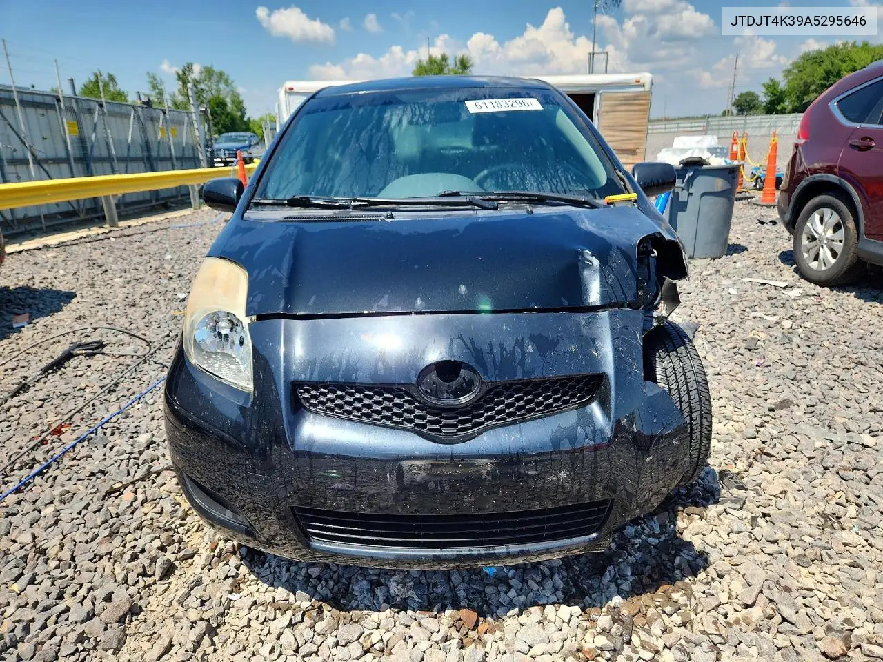 2010 Toyota Yaris Base VIN: JTDJT4K39A5295646 Lot: 61183296
