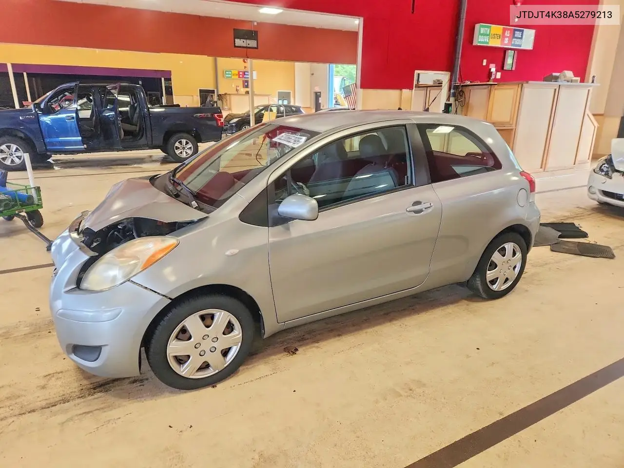 2010 Toyota Yaris Base VIN: JTDJT4K38A5279213 Lot: 62066296