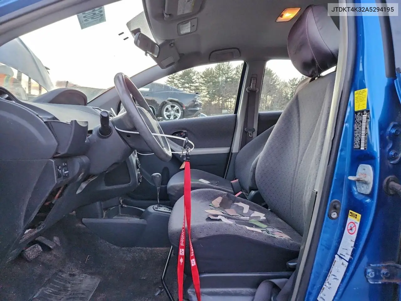 JTDKT4K32A5294195 2010 Toyota Yaris