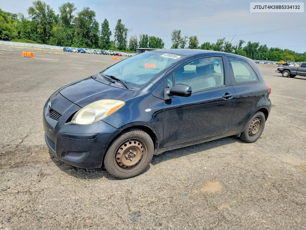2011 Toyota Yaris Base VIN: JTDJT4K38B5334132 Lot: 62008206