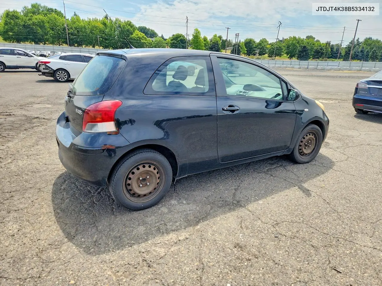 2011 Toyota Yaris Base VIN: JTDJT4K38B5334132 Lot: 62008206