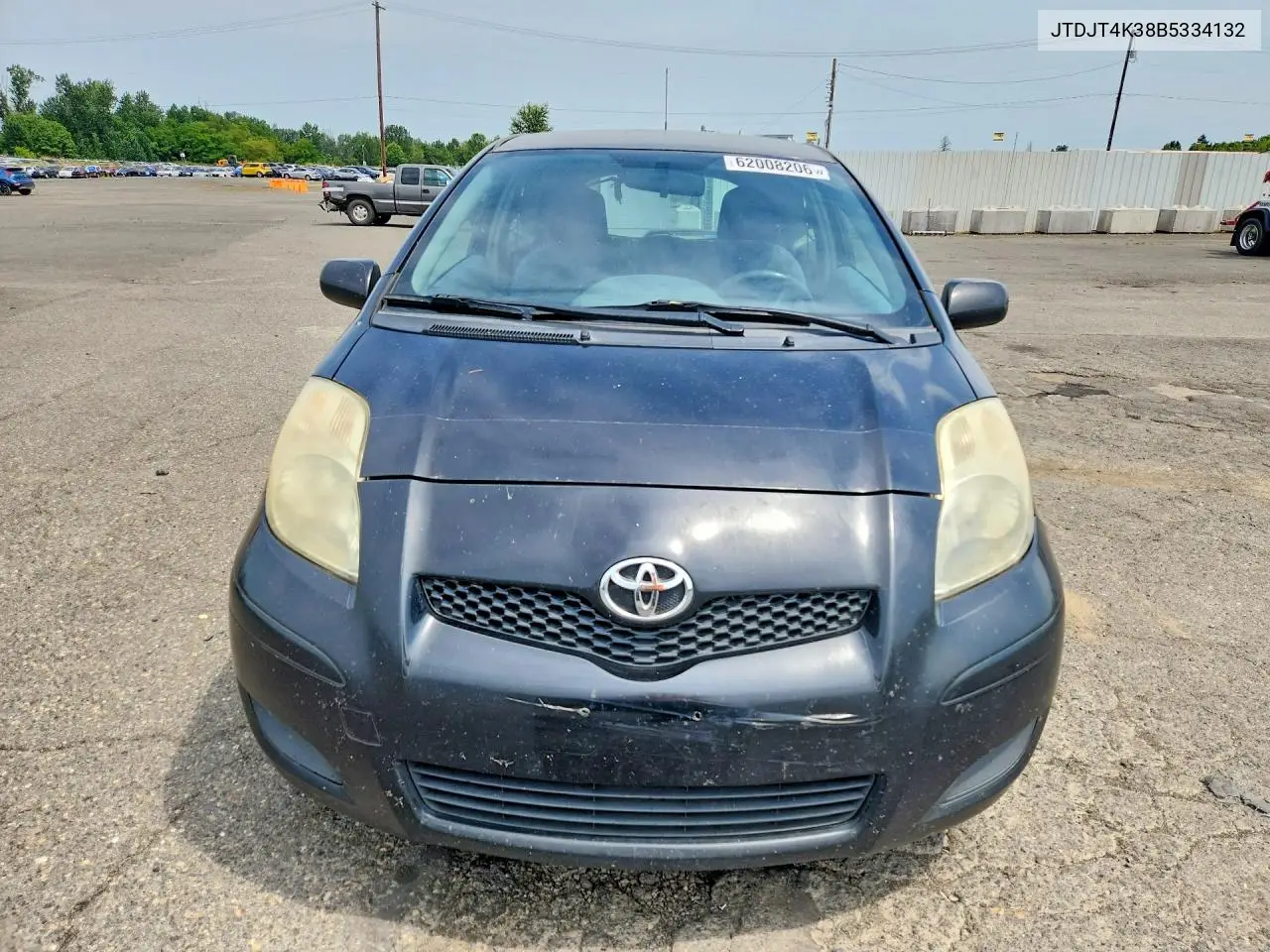 2011 Toyota Yaris Base VIN: JTDJT4K38B5334132 Lot: 62008206