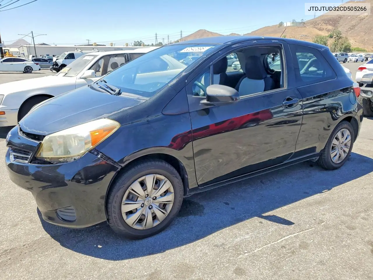 2012 Toyota Yaris 3-Door Le VIN: JTDJTUD32CD505266 Lot: 60640896