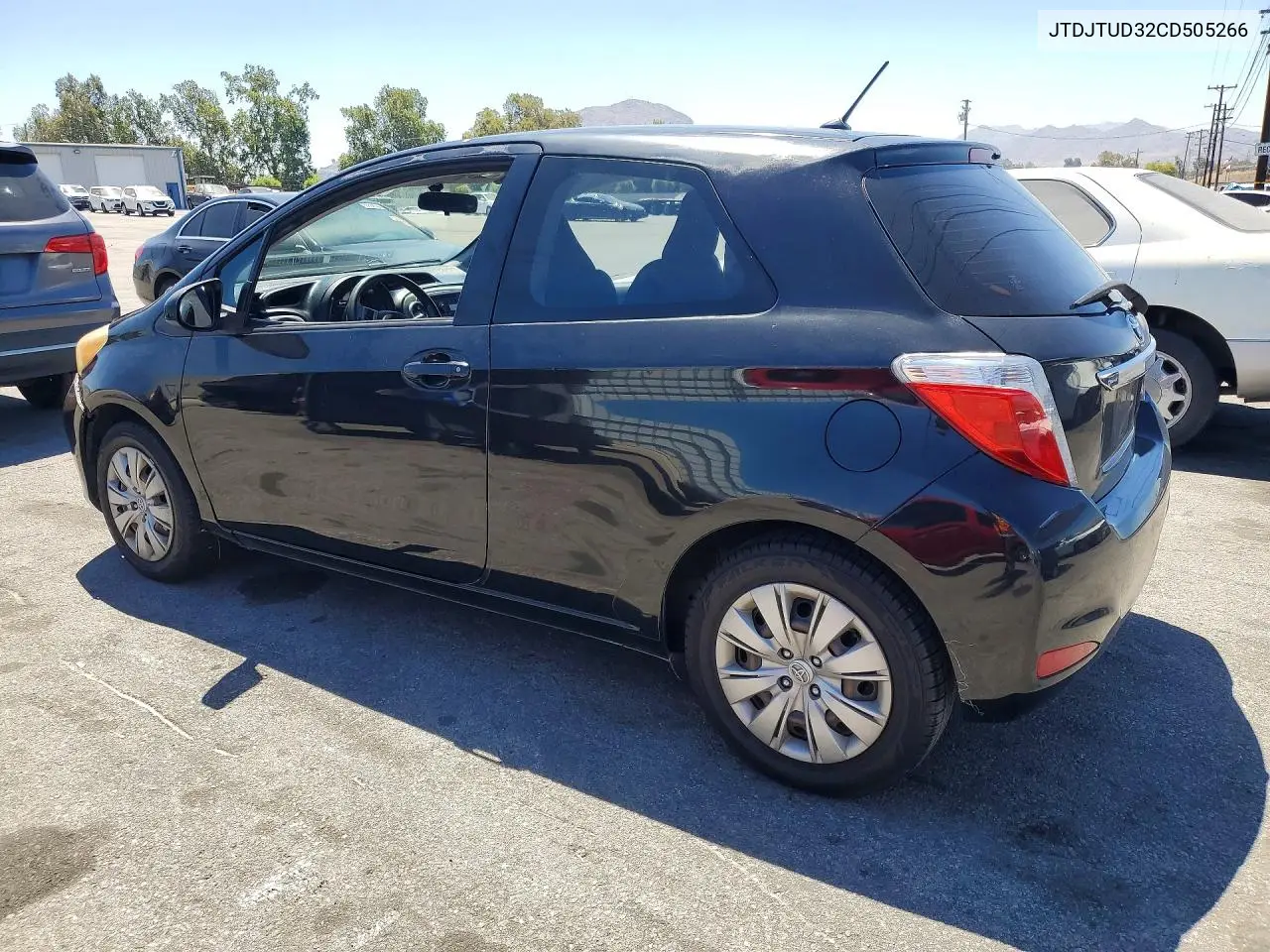 2012 Toyota Yaris 3-Door Le VIN: JTDJTUD32CD505266 Lot: 60640896