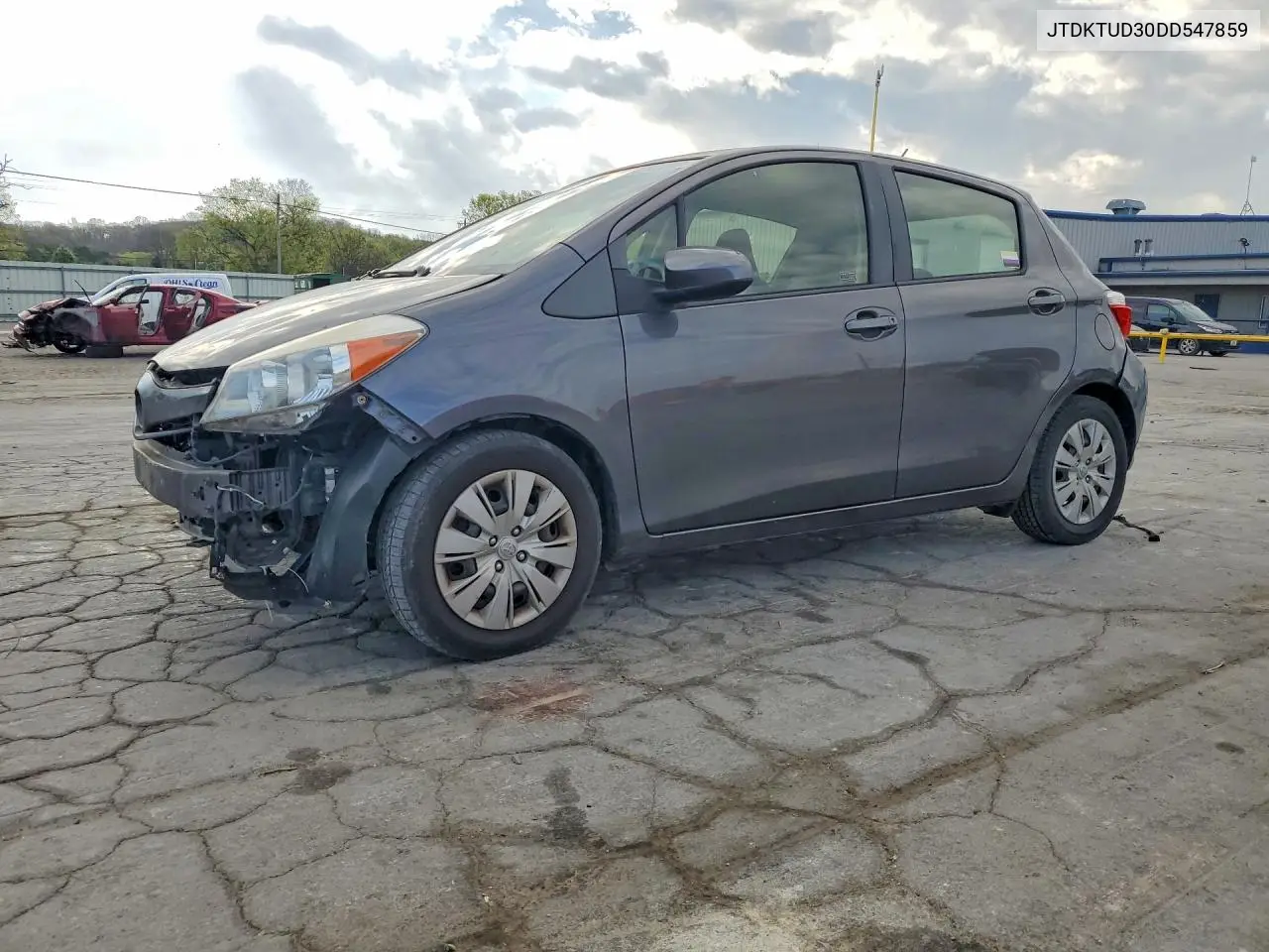 2013 Toyota Yaris 5-Door Le