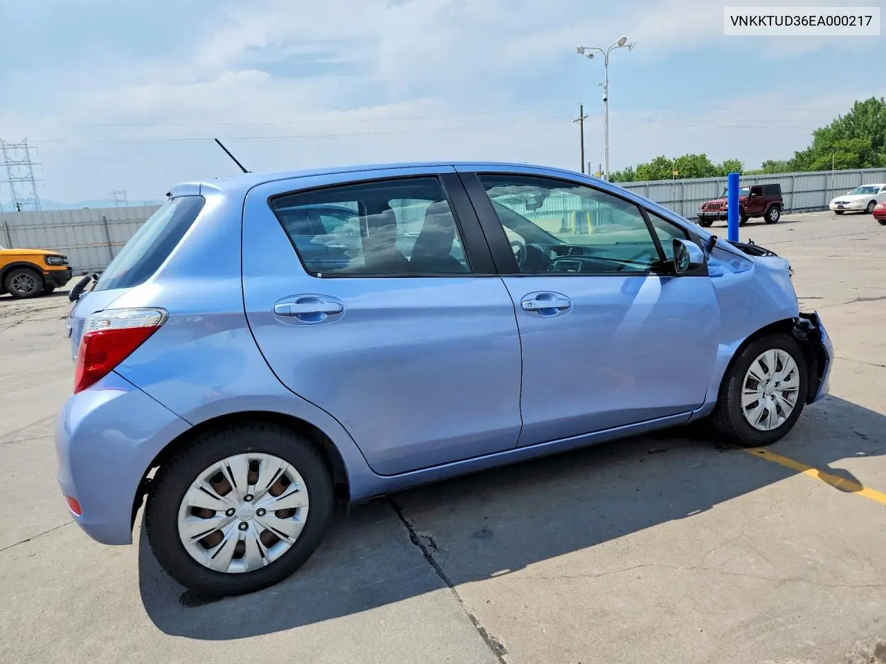 2014 Toyota Yaris 5-Door Le VIN: VNKKTUD36EA000217 Lot: 59795176