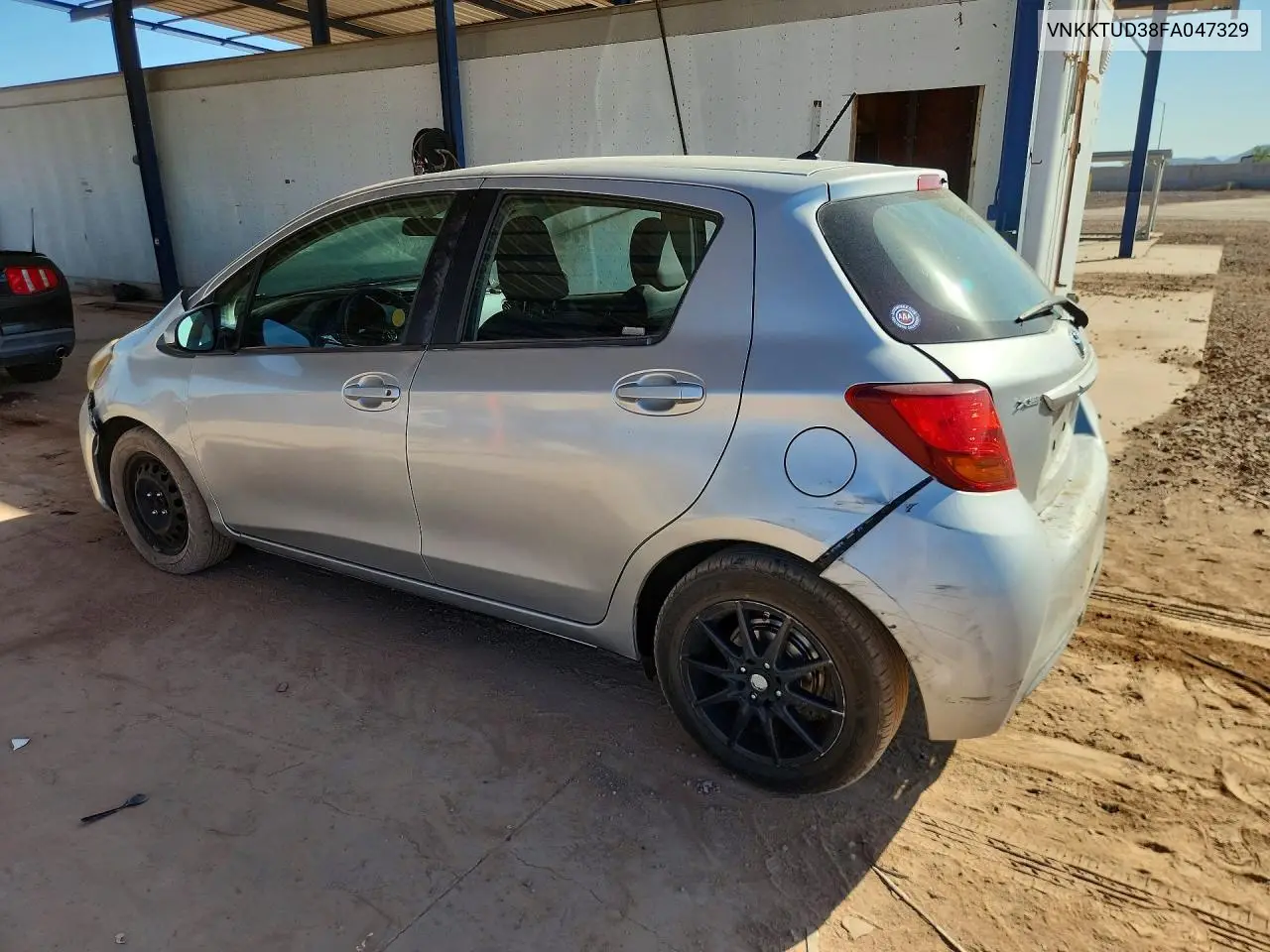 2015 Toyota Yaris 5-Door L VIN: VNKKTUD38FA047329 Lot: 60723006