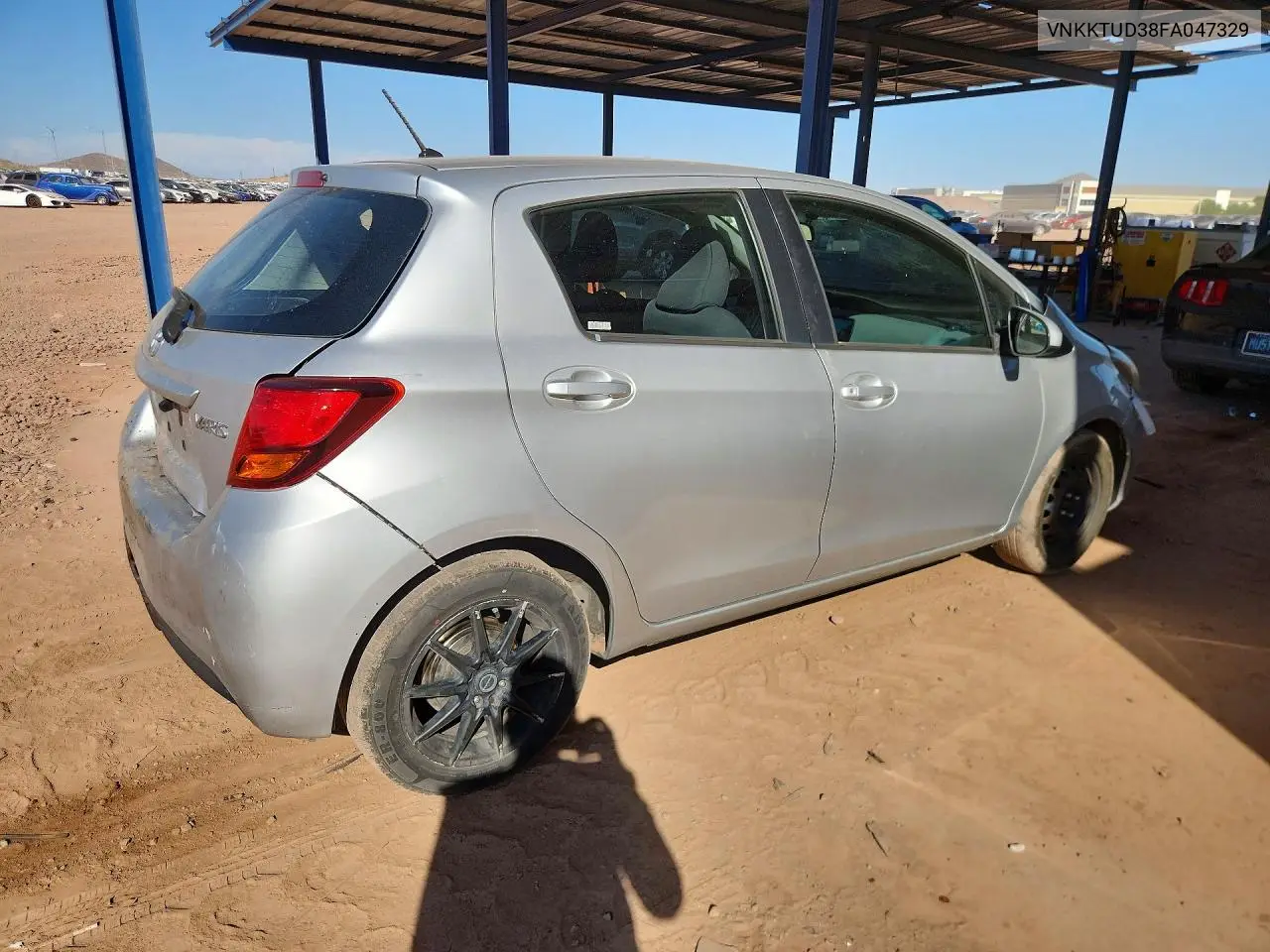 2015 Toyota Yaris 5-Door L VIN: VNKKTUD38FA047329 Lot: 60723006