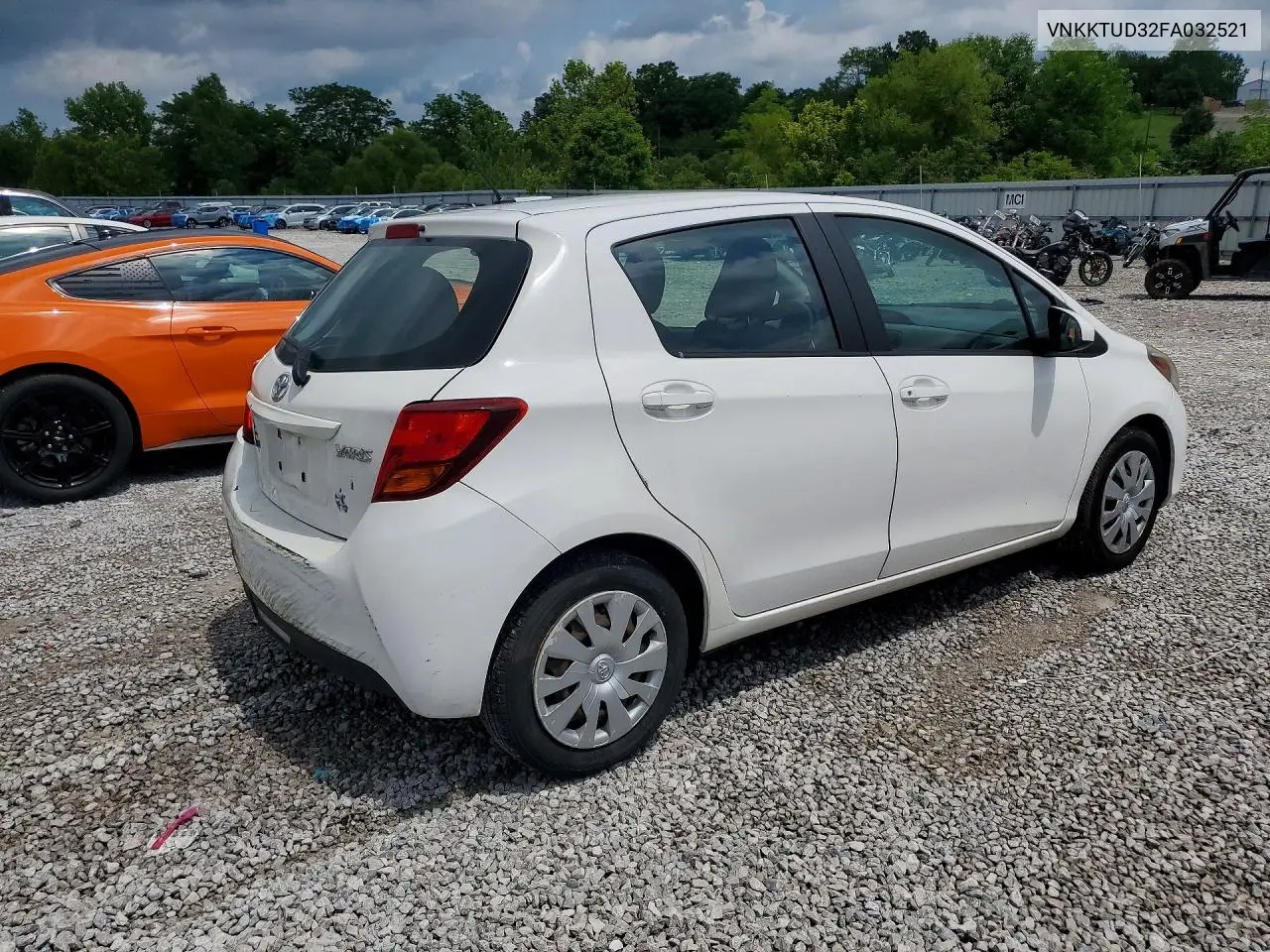 2015 Toyota Yaris 5-Door L VIN: VNKKTUD32FA032521 Lot: 60745026