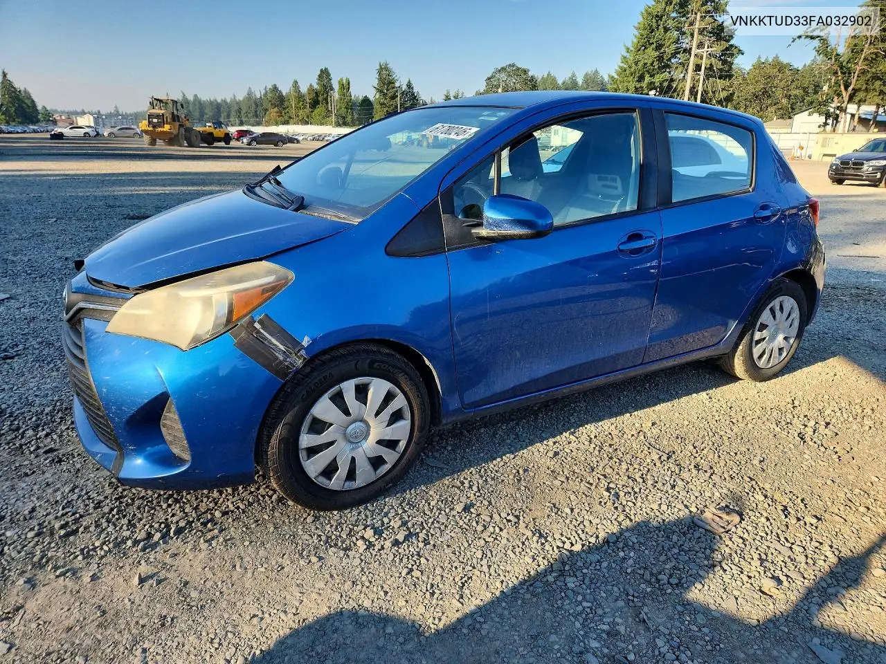 2015 Toyota Yaris 5-Door L VIN: VNKKTUD33FA032902 Lot: 61780246