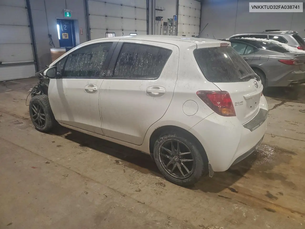 VNKKTUD32FA038741 2015 Toyota Yaris