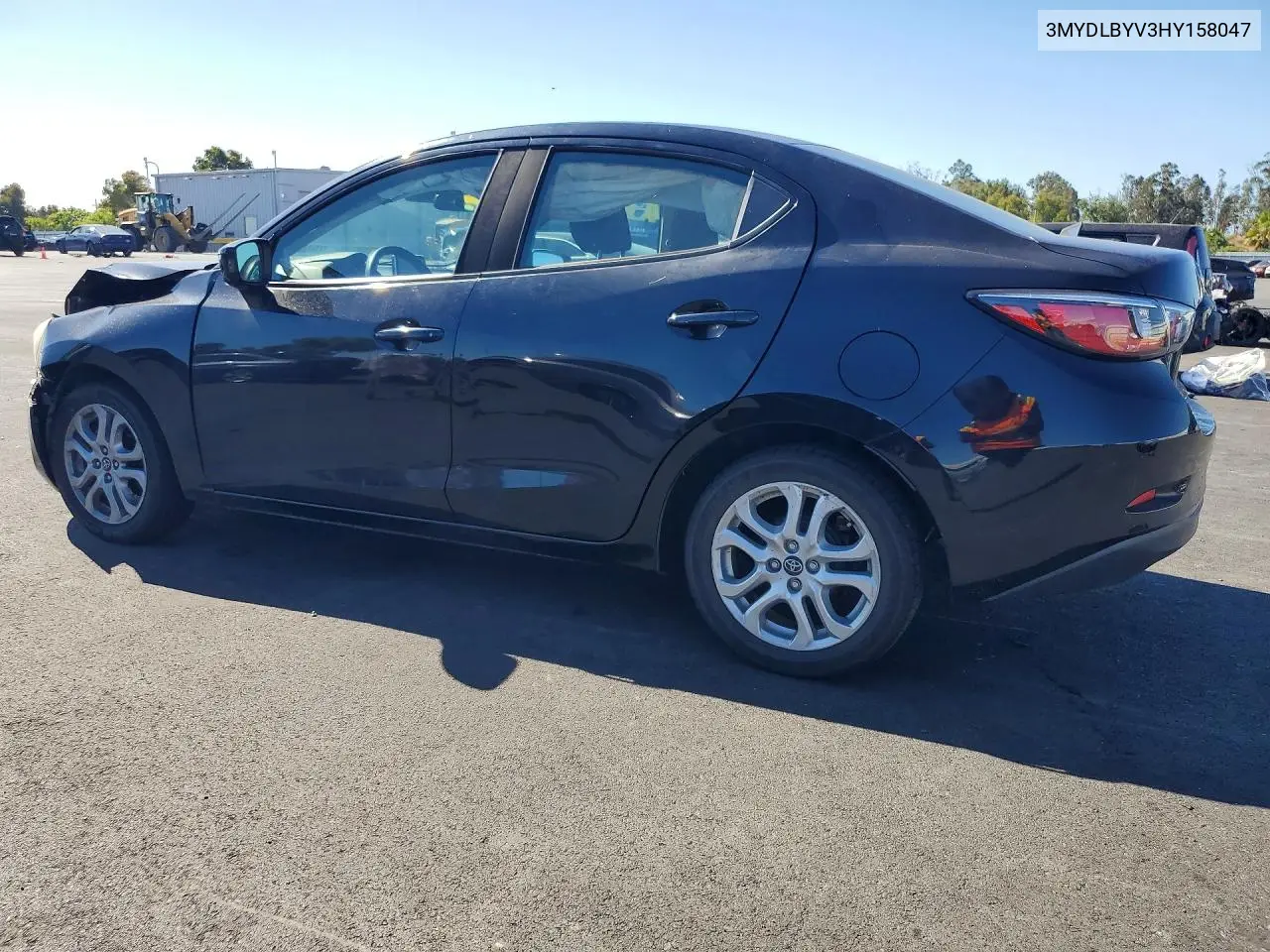 2017 Toyota Yaris Ia Base VIN: 3MYDLBYV3HY158047 Lot: 61248236