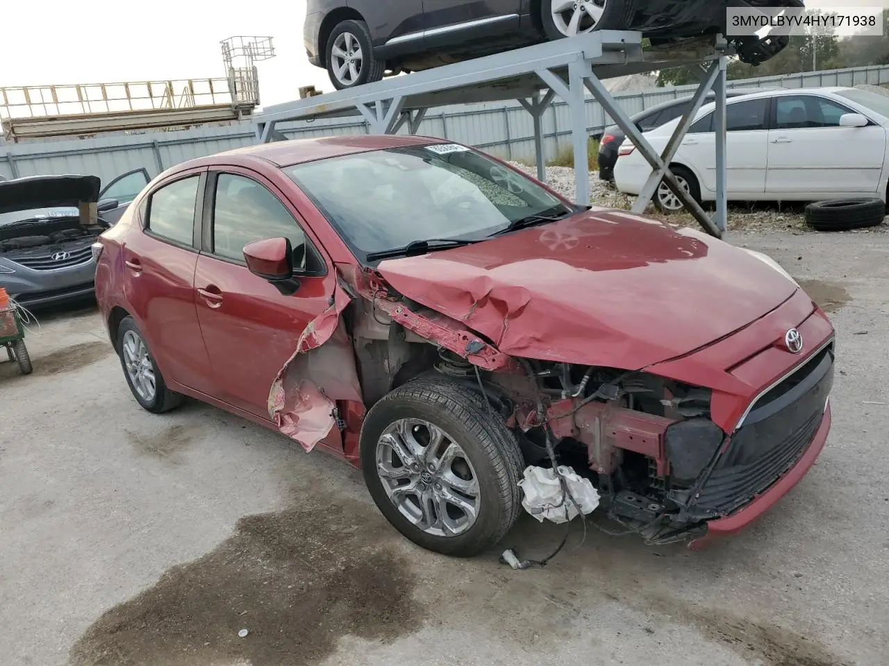 3MYDLBYV4HY171938 2017 Toyota Yaris Ia