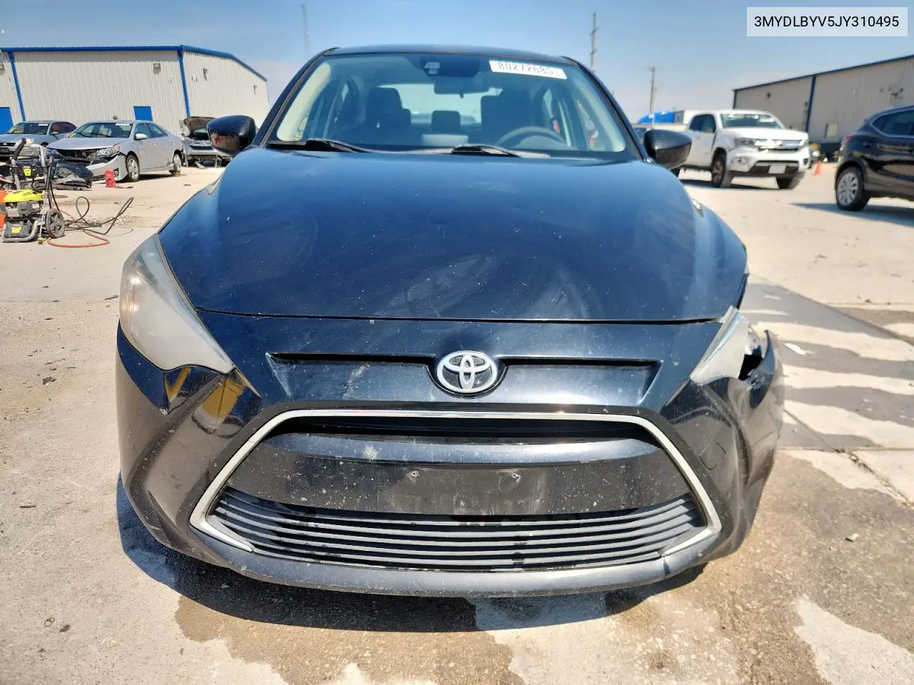 3MYDLBYV5JY310495 2018 Toyota Yaris Ia