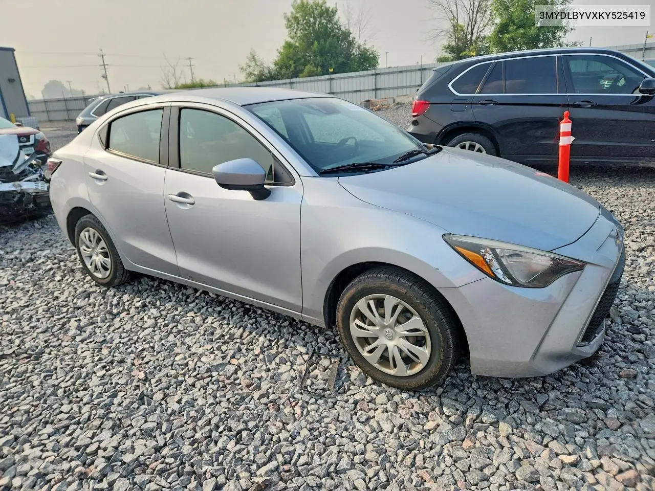 2019 Toyota Yaris L VIN: 3MYDLBYVXKY525419 Lot: 61565466