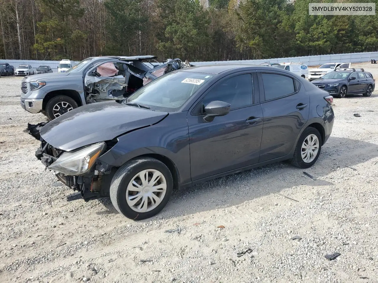 3MYDLBYV4KY520328 2019 Toyota Yaris L