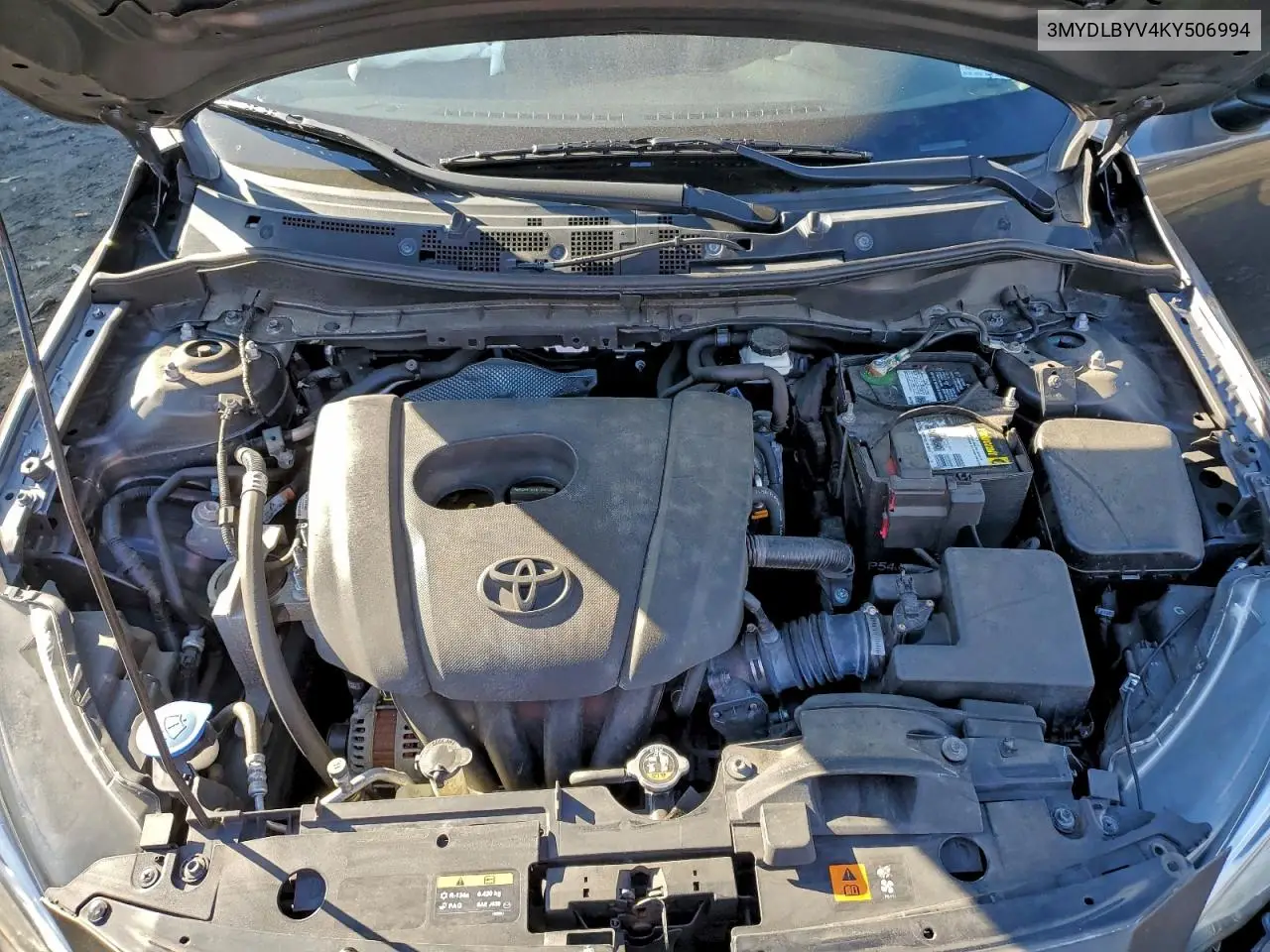 3MYDLBYV4KY506994 2019 Toyota Yaris L