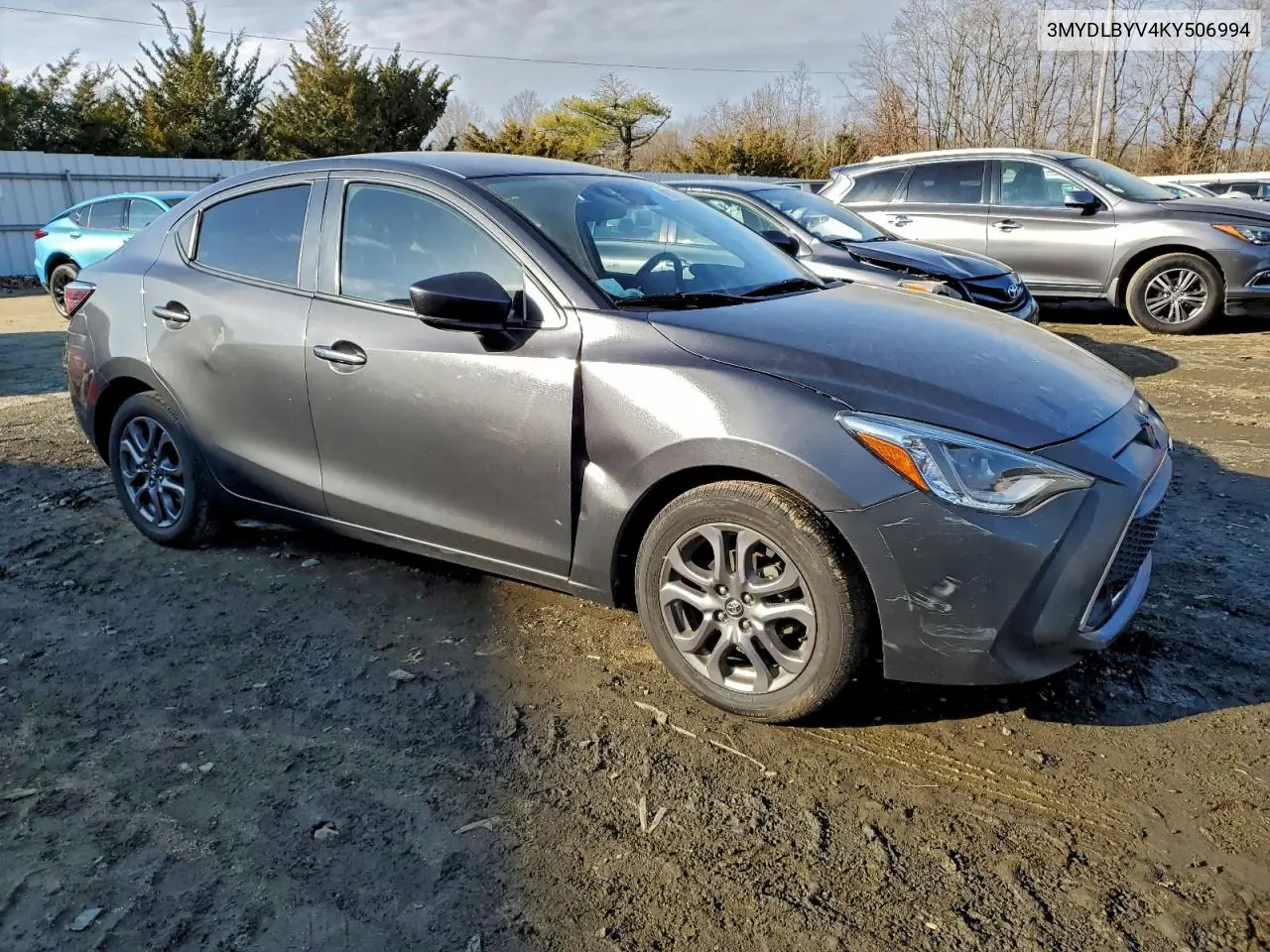 3MYDLBYV4KY506994 2019 Toyota Yaris L