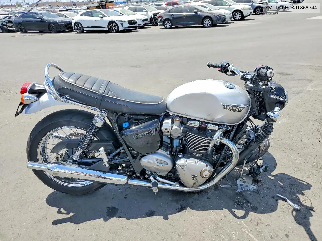 2018 Triumph Motorcycle Bonneville T120 VIN: SMTD40HLXJT858744 Lot: 54826356