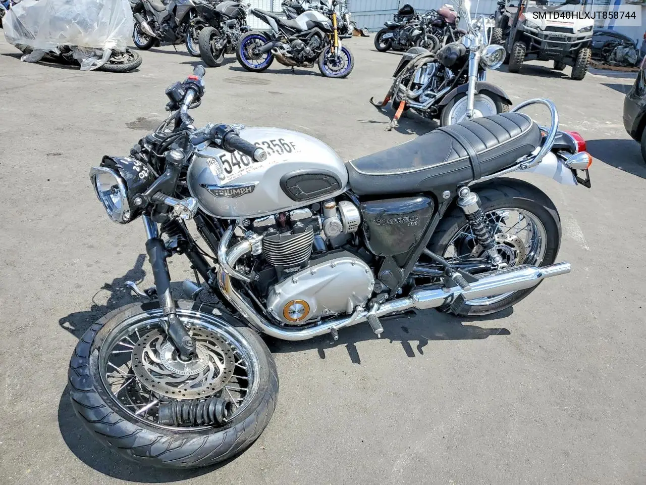 2018 Triumph Motorcycle Bonneville T120 VIN: SMTD40HLXJT858744 Lot: 54826356