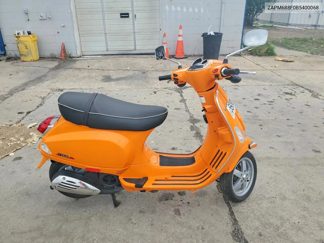 2011 Vespa Lx 150Ie VIN: ZAPM688F0B5400068 Lot: 59801326