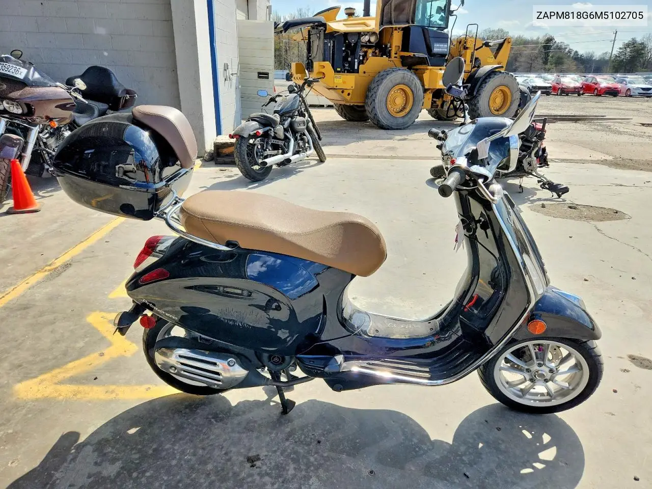 2021 Vespa Primavera/Sprint 150 VIN: ZAPM818G6M5102705 Lot: 48222386
