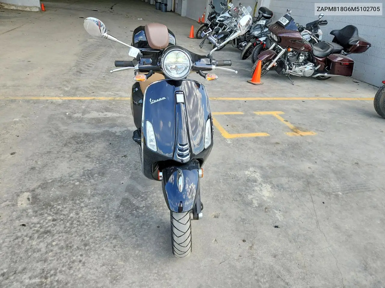 2021 Vespa Primavera/Sprint 150 VIN: ZAPM818G6M5102705 Lot: 48222386