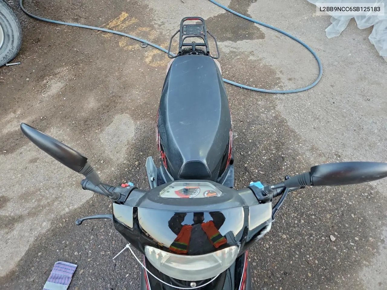 2025 Vespa 49Cc VIN: L2BB9NCC6SB125183 Lot: 97862365
