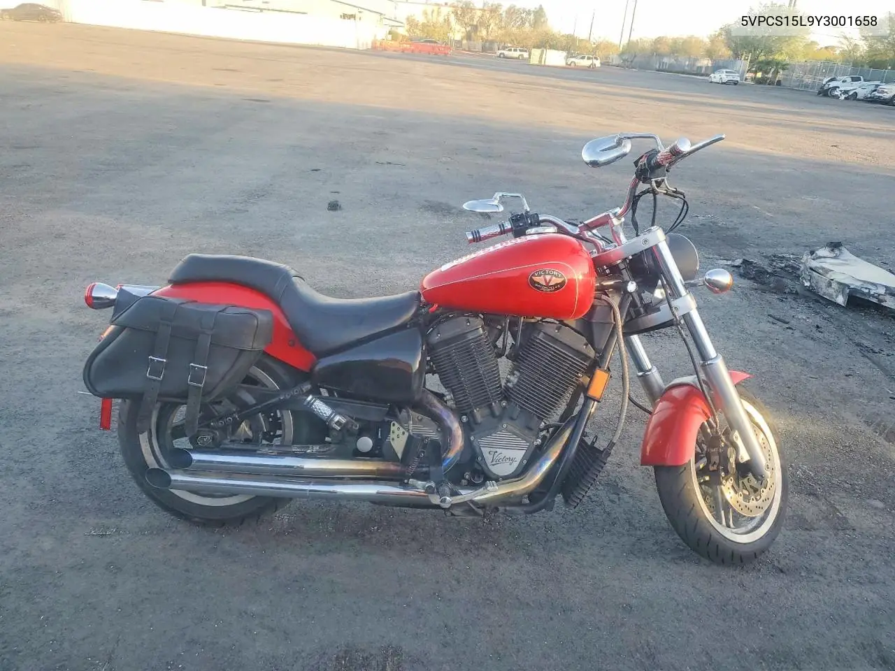 2000 Victory Motorcycles V92 Sc VIN: 5VPCS15L9Y3001658 Lot: 59913366