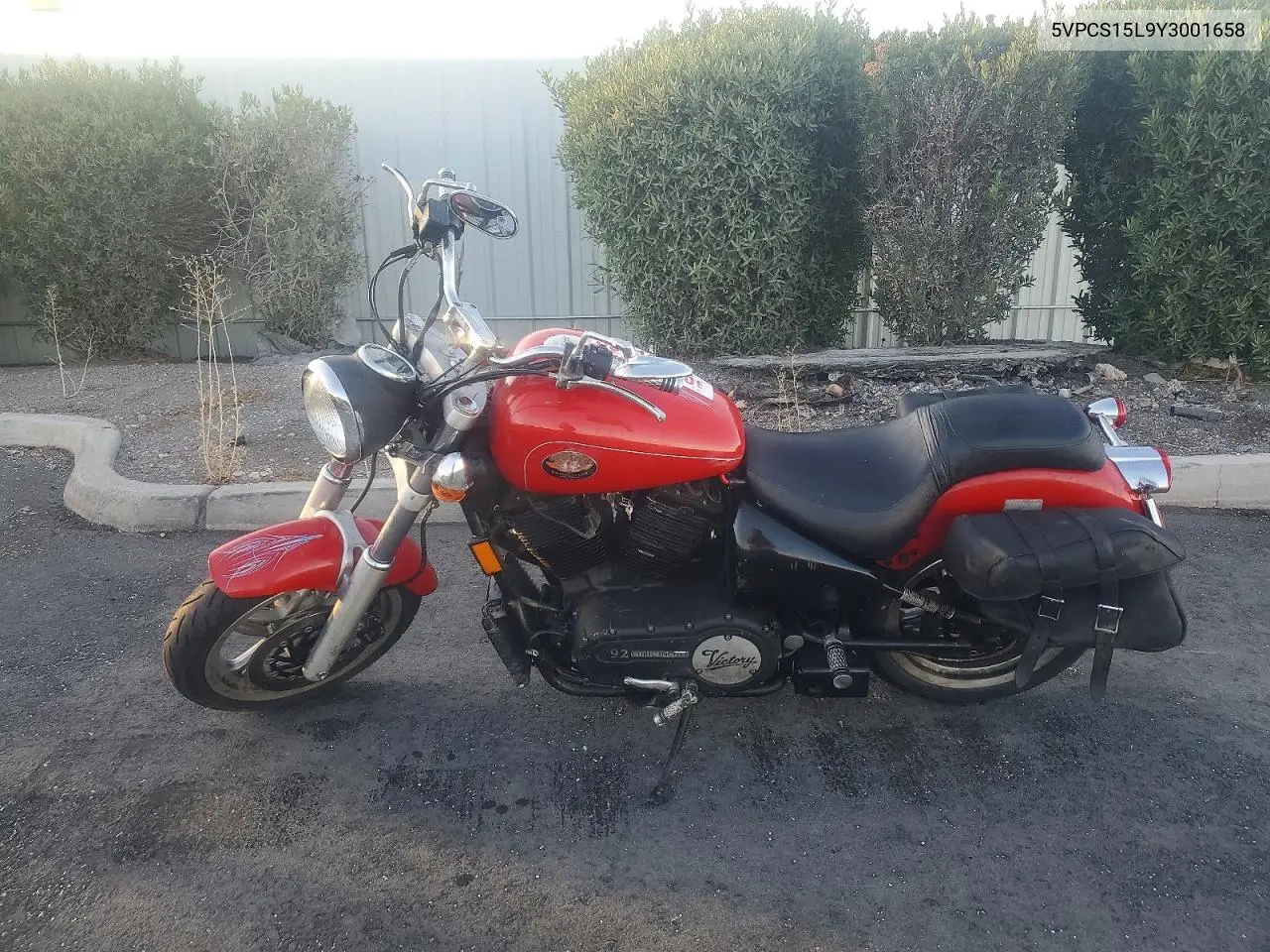 2000 Victory Motorcycles V92 Sc VIN: 5VPCS15L9Y3001658 Lot: 59913366