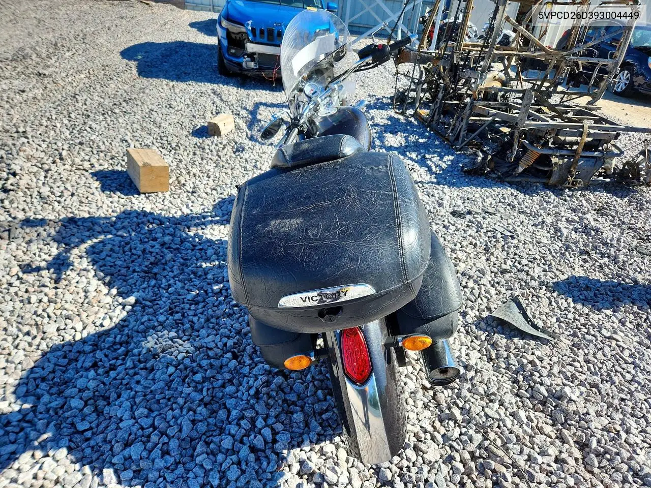 2009 Victory Motorcycles Kingpin Touring VIN: 5VPCD26D393004449 Lot: 57840286