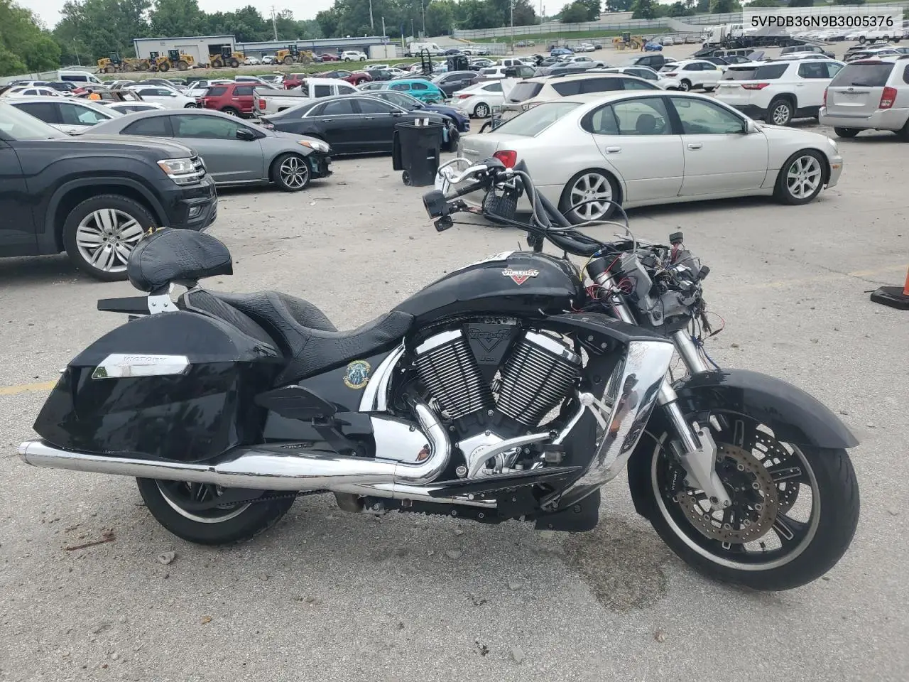 2011 Victory Motorcycles Cross Country Standard VIN: 5VPDB36N9B3005376 Lot: 60556365
