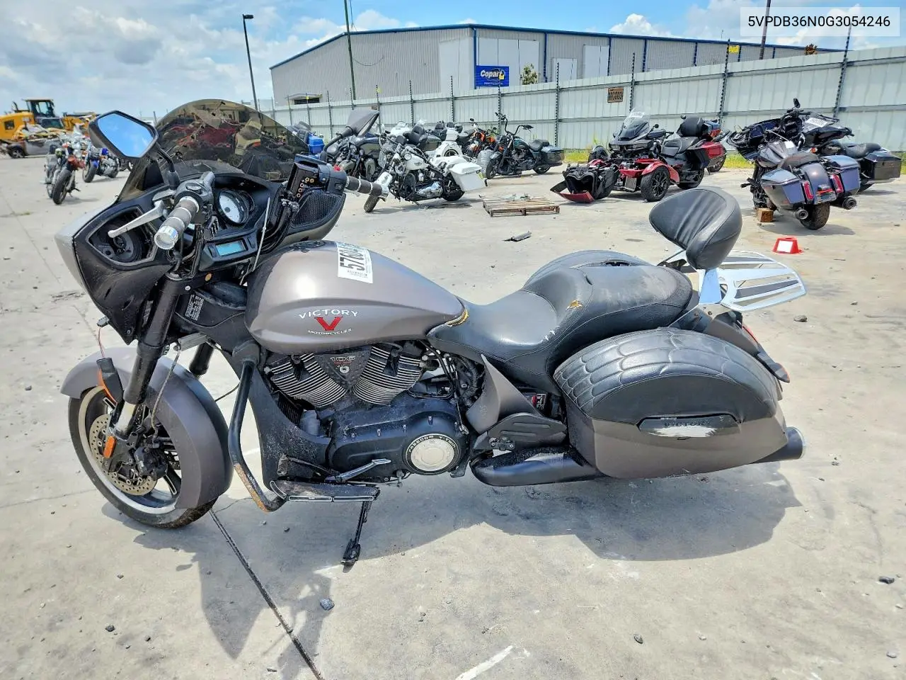 2016 Victory Cross Country VIN: 5VPDB36N0G3054246 Lot: 57604156