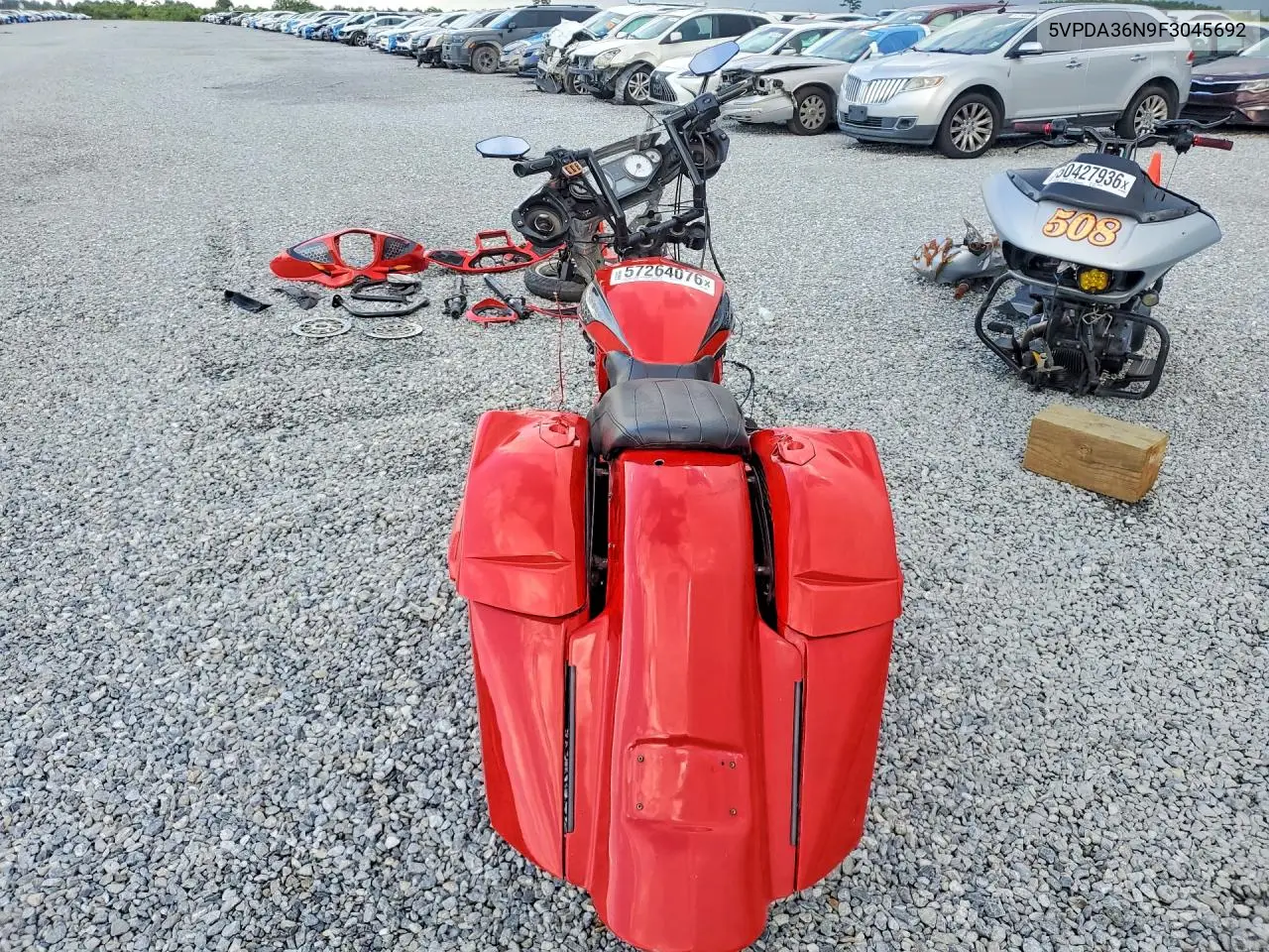 2015 Victory Motorcycles Cross Country 8-Ball VIN: 5VPDA36N9F3045692 Lot: 57264076