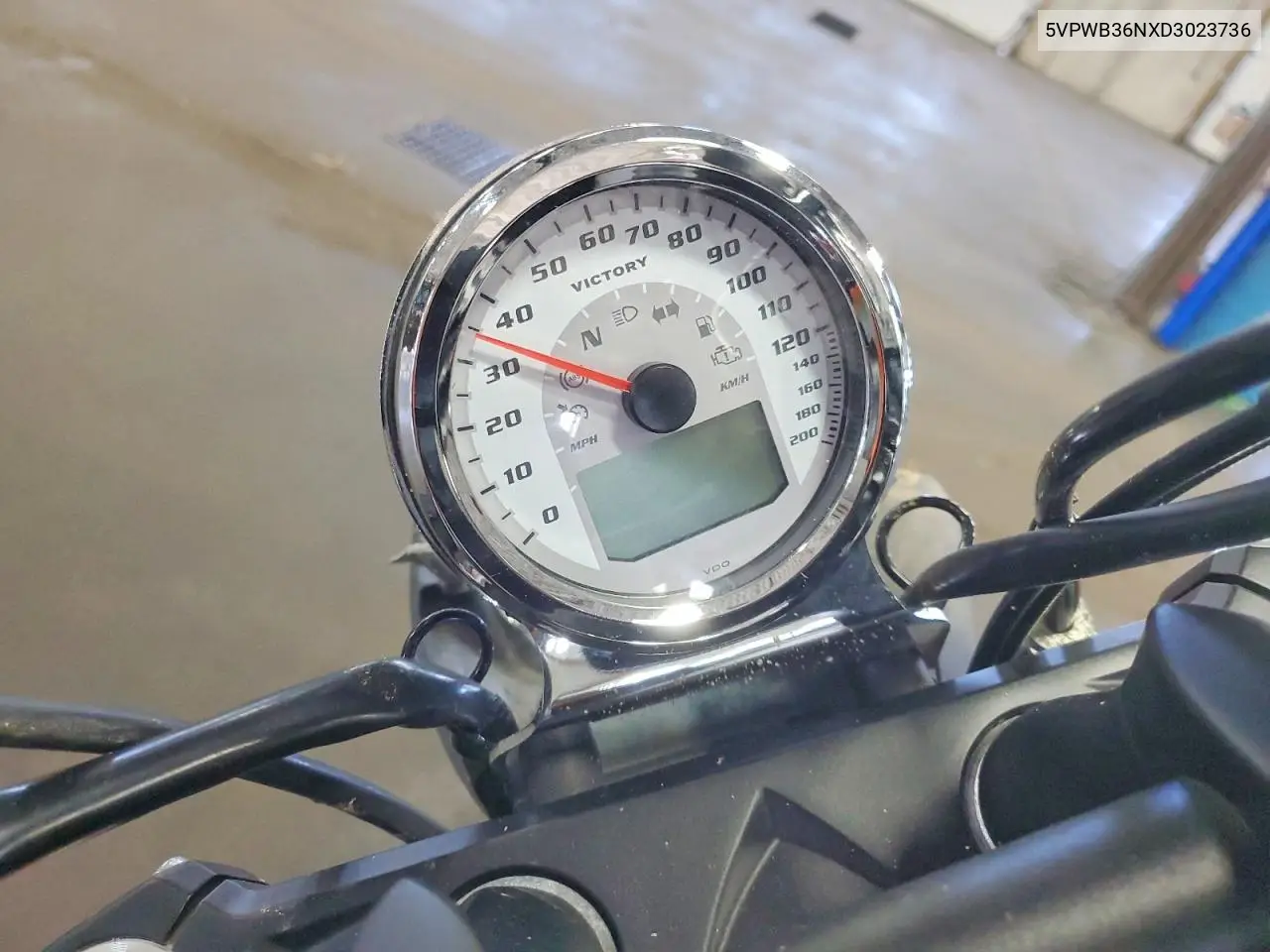 2013 Victory Motorcycles High-Ball VIN: 5VPWB36NXD3023736 Lot: 51681156