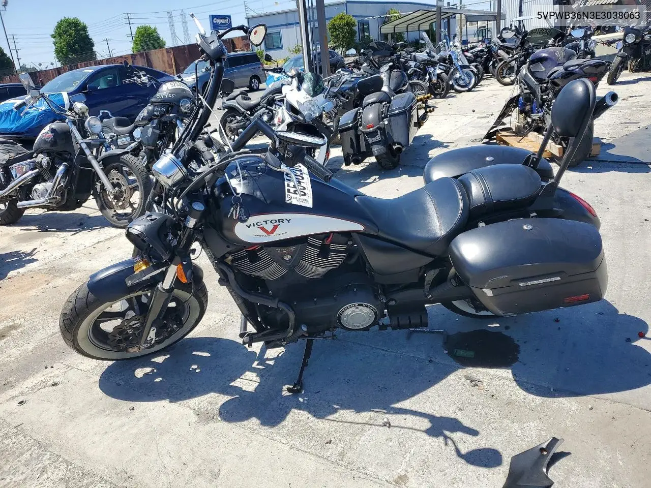 2014 Victory Motorcycles High-Ball VIN: 5VPWB36N3E3038063 Lot: 55462066