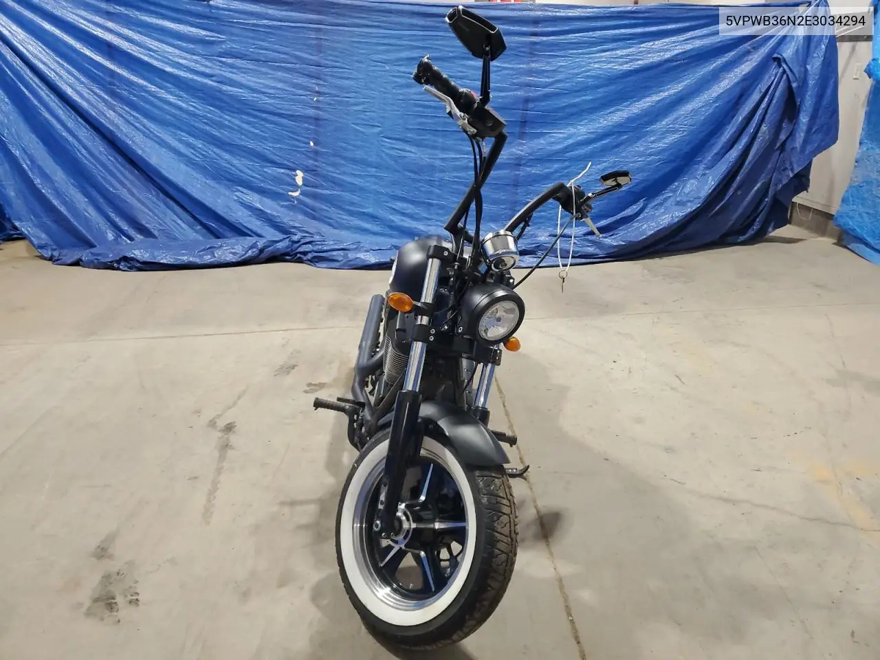 2014 Victory Motorcycles High-Ball VIN: 5VPWB36N2E3034294 Lot: 70111785